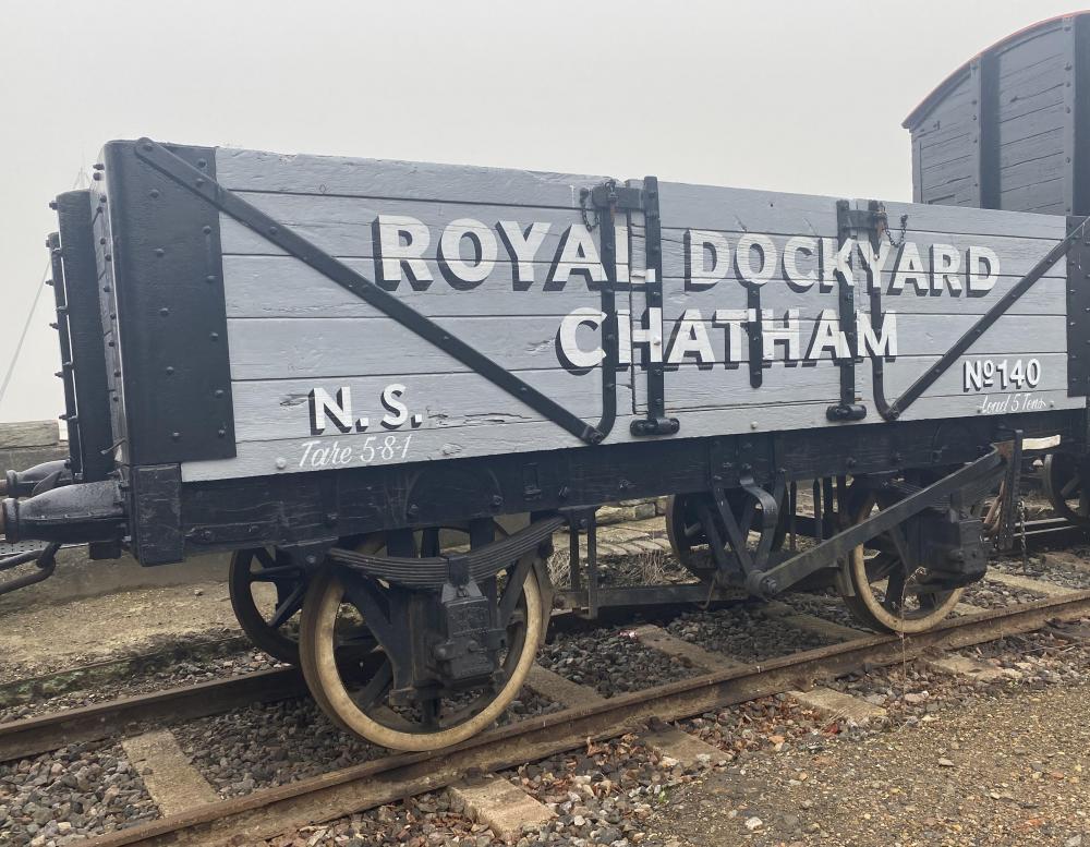 Royal Dockyard Chatham wagon No. 140